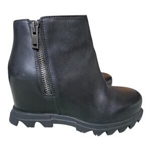 Sorel Joan of Arctic Wedge Zip Bootie Waterproof Women size 5.5